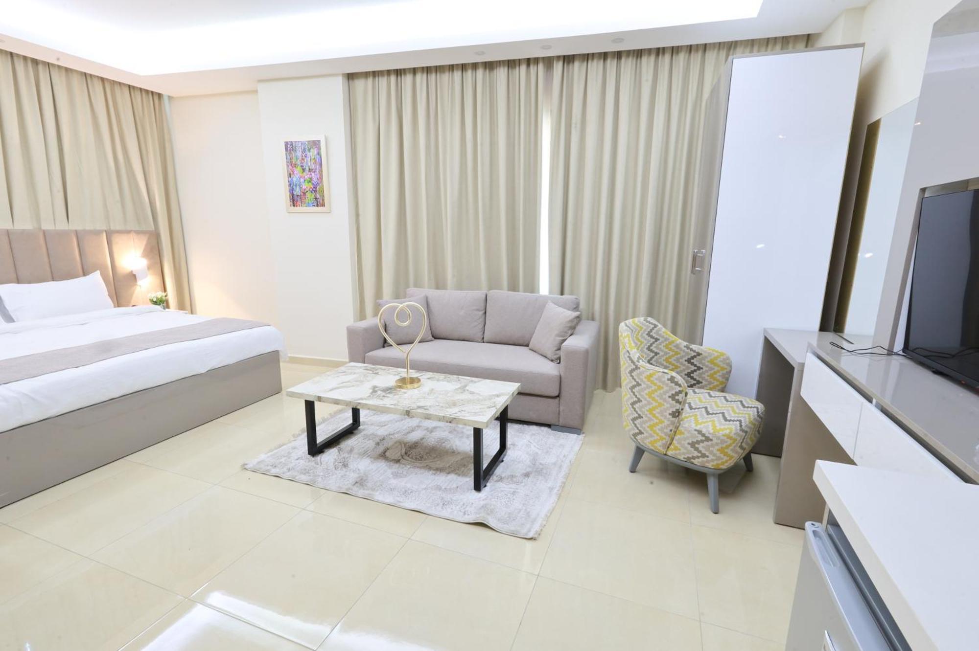 Palm Boutique Hotel 3*
